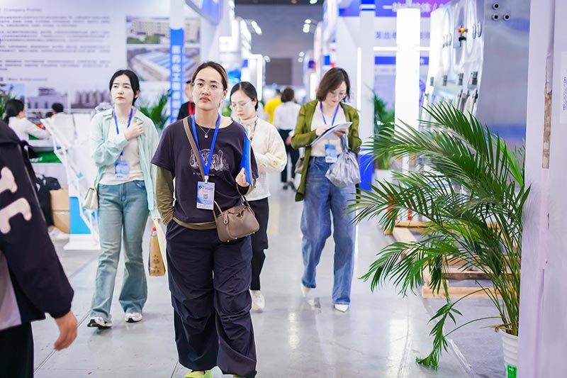 展會(huì)現(xiàn)場(chǎng)